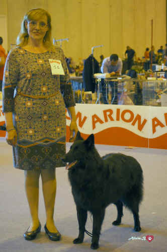 nadine.jpg (1171739 bytes)